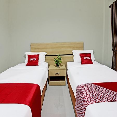 Oyo 91617 Hotel Mutiara Lombok Bagian luar foto