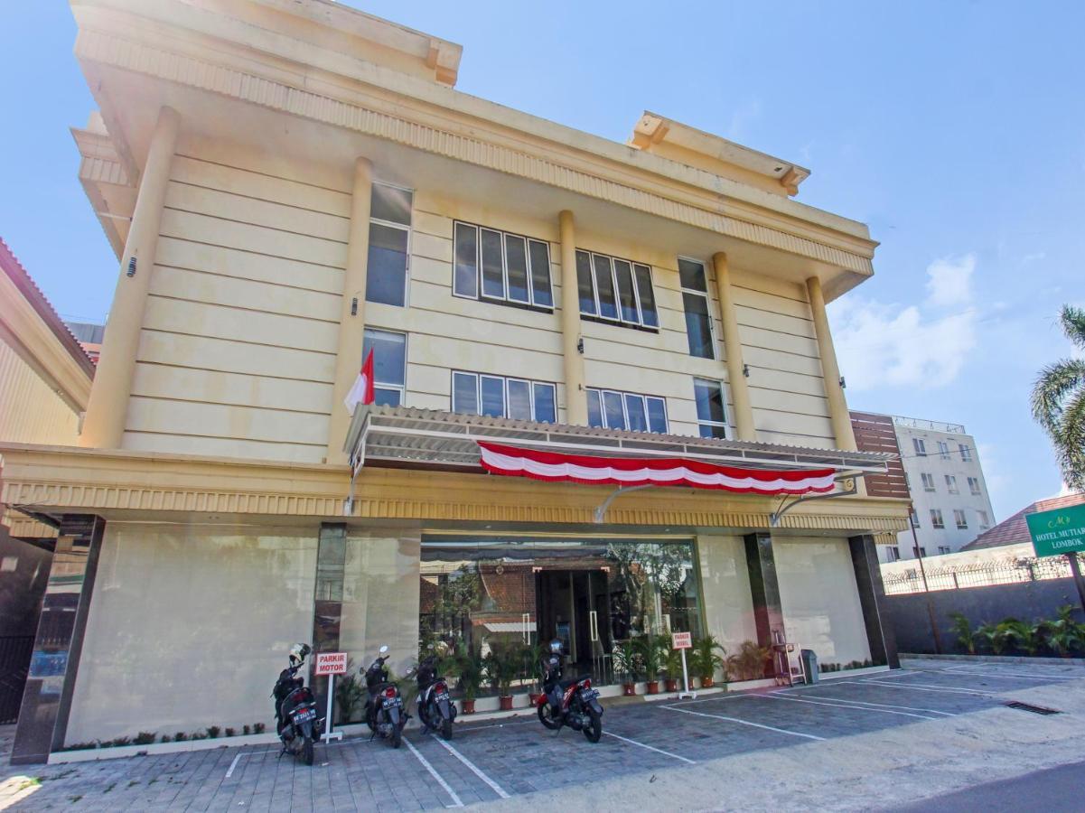Oyo 91617 Hotel Mutiara Lombok Bagian luar foto