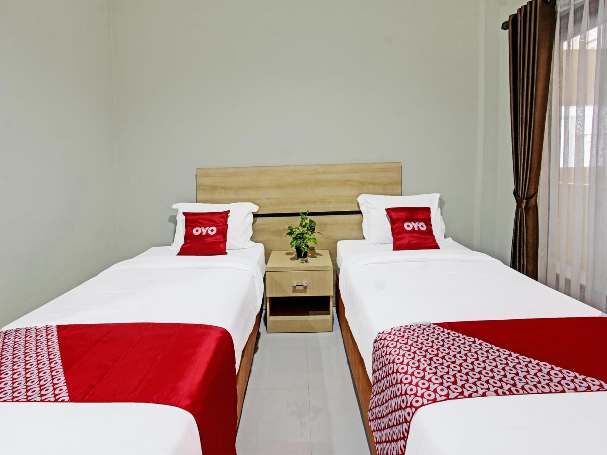 Oyo 91617 Hotel Mutiara Lombok Bagian luar foto