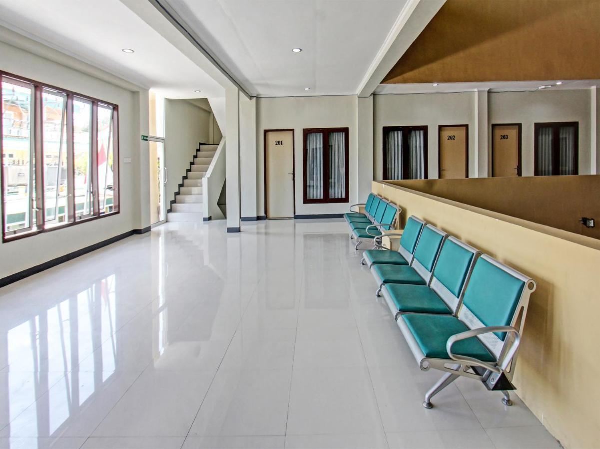 Oyo 91617 Hotel Mutiara Lombok Bagian luar foto